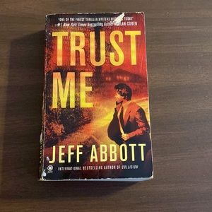 Trust me by Jeff Abbott Paperback Book